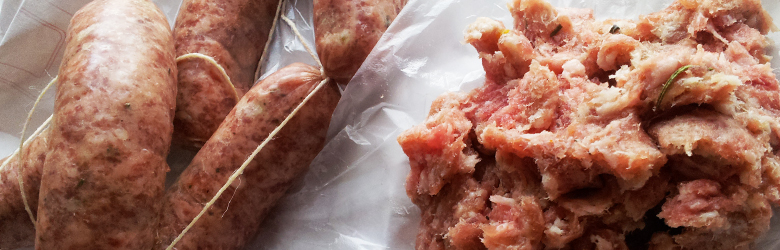 Salsiccia-vlees zelf maken